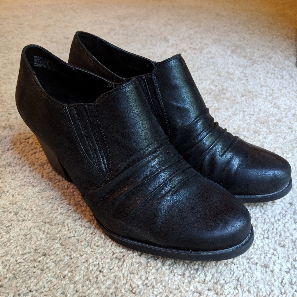 Black Faux Leather Heel